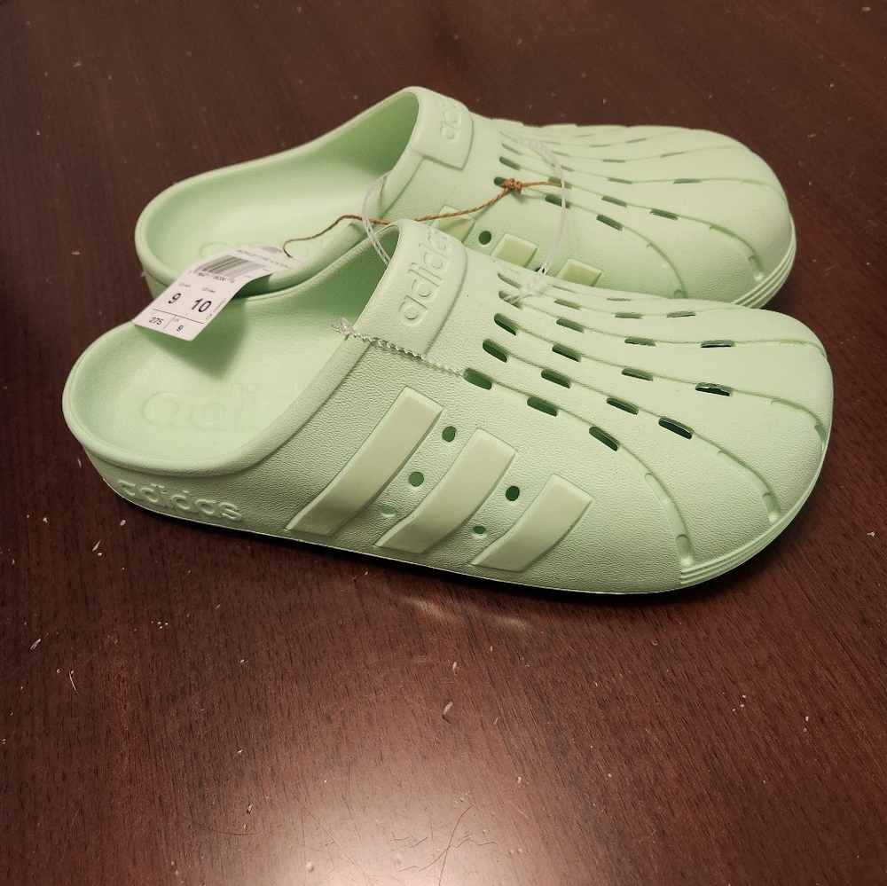 Adidas Adilette clogs
